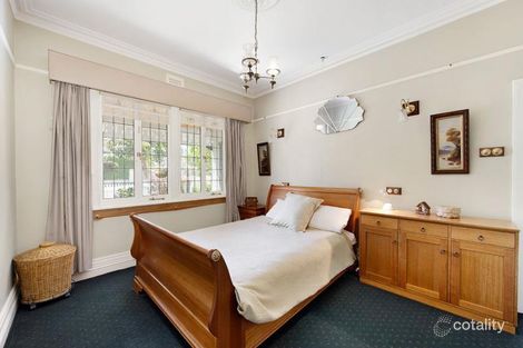 Property photo of 129 Holmes Road Moonee Ponds VIC 3039