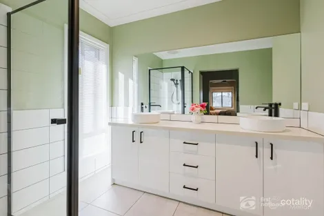 Property photo of 88 St Arnaud Road Eynesbury VIC 3338