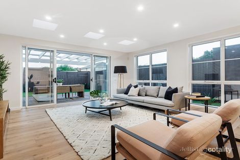 Property photo of 10A Catherine Road Bentleigh East VIC 3165
