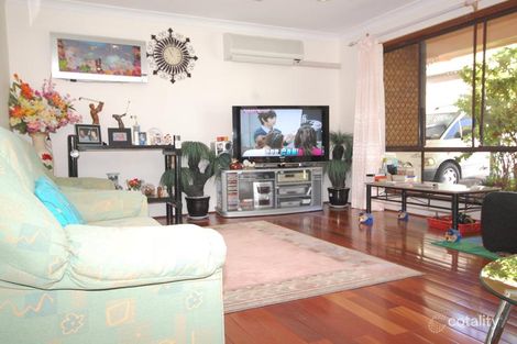 Property photo of 59 Kallaroo Crescent Ashmore QLD 4214