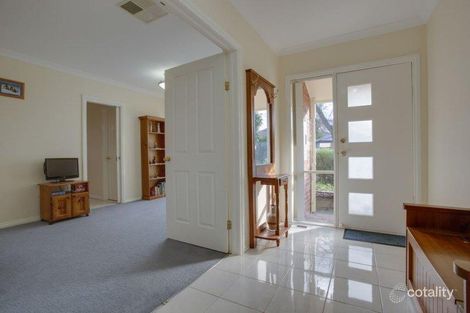 Property photo of 32 James Road Ferntree Gully VIC 3156