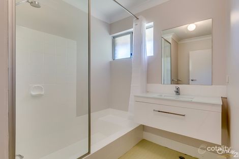 Property photo of 16 Fagence Way Thornlie WA 6108