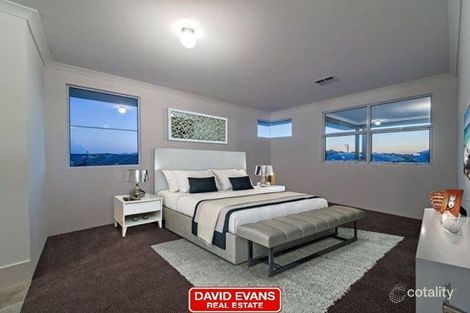 Property photo of 15 Marlinspike Boulevard Jindalee WA 6036