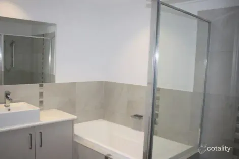 Property photo of 1/18 Banksia Drive Raceview QLD 4305