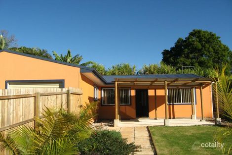 18 Laurel St, Russell Island, QLD 4184