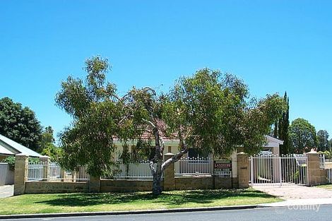 15a Wrexham St, Bicton, WA 6157