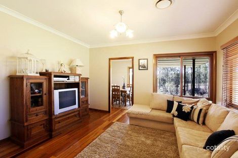Property photo of 5 Spinks Close Wattle Ponds NSW 2330