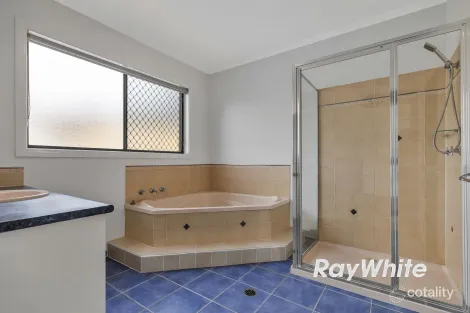Property photo of 2 Dundee Court Moama NSW 2731