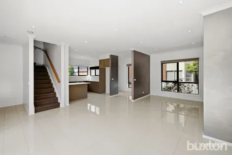 Property photo of 2/74 White Street Mordialloc VIC 3195