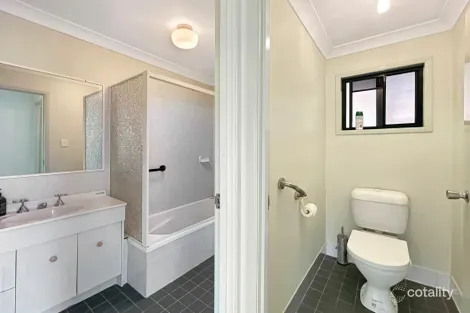 Property photo of 11 Bahah Street Macleay Island QLD 4184