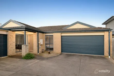 2/111 Salmon St, Hastings, VIC 3915