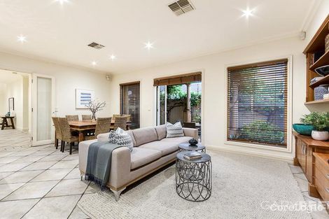 Property photo of 1/204 Kooyong Road Caulfield North VIC 3161