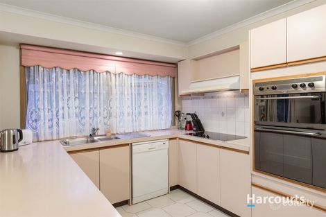 Property photo of 8 Towt Court Rowville VIC 3178