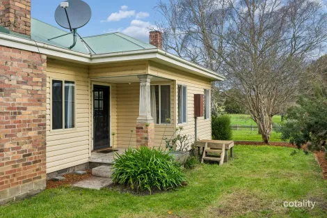 130 Tuckers Orchard Rd, Carlisle River, VIC 3239