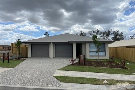 2/61 Locke Cres, Redbank Plains, QLD 4301