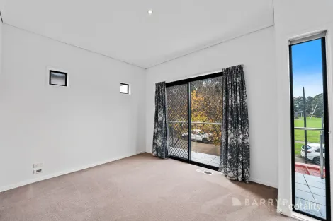 Property photo of 5 Greenhaven Terrace Berwick VIC 3806