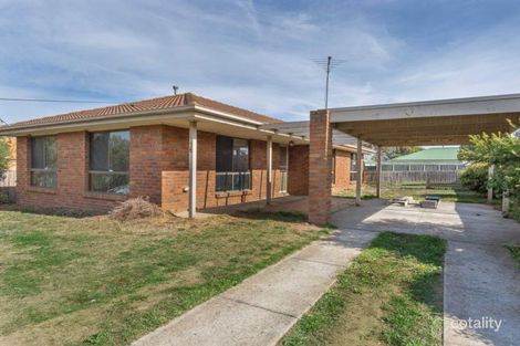 36 Nelson St, Sebastopol, VIC 3356
