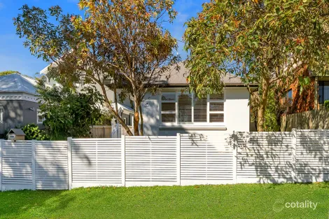 Property photo of 4A Surfers Parade Freshwater NSW 2096