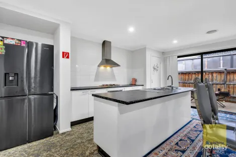 Property photo of 17 Kapinga Street Truganina VIC 3029