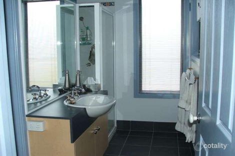 Property photo of 4 Wiltshire Place Wyndham Vale VIC 3024