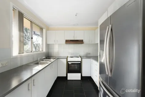 Property photo of 11 Holly Avenue Chipping Norton NSW 2170