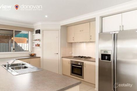Property photo of 14 Lats Avenue Carrum Downs VIC 3201
