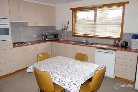 Property photo of 28 Grice Street Carisbrook VIC 3464