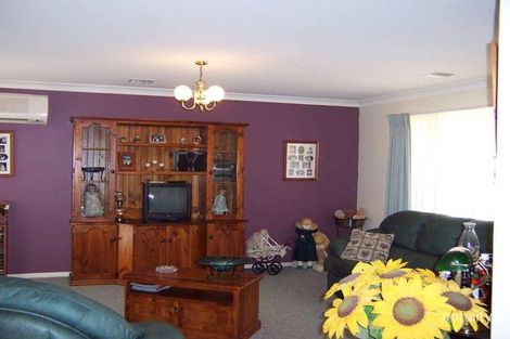 Property photo of 24 Endeavour Avenue Goulburn NSW 2580