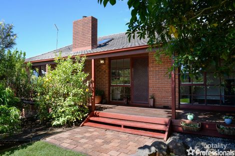 3 Capri Cl, Seville, VIC 3139