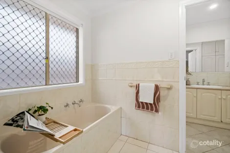 Property photo of 25 Stonework Circuit Sheidow Park SA 5158