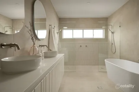 Property photo of 28 Wyena Street Camp Hill QLD 4152