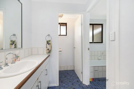 Property photo of 1 Chisholm Avenue Lake Munmorah NSW 2259