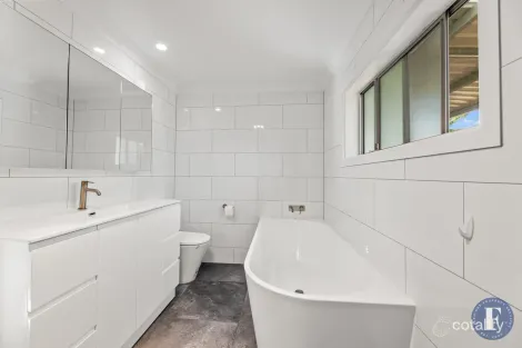 Property photo of 18 William Street Young NSW 2594