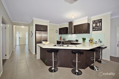 Property photo of 32 Dargo Crescent Doreen VIC 3754