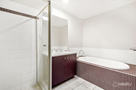 Property photo of 6 McIlwraith Court Berwick VIC 3806