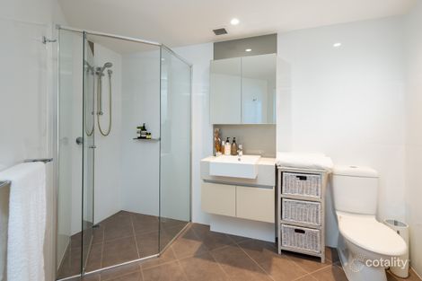 Property photo of 21I/20-28 Bayview Street Runaway Bay QLD 4216