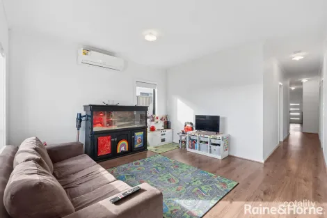 Property photo of 11 Emerald Way Mount Barker SA 5251