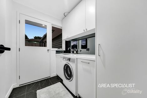 Property photo of 44 Michelle Drive Hampton Park VIC 3976