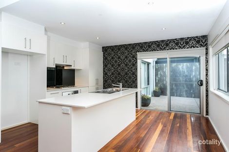 Property photo of 39 Mary Street Shellharbour NSW 2529