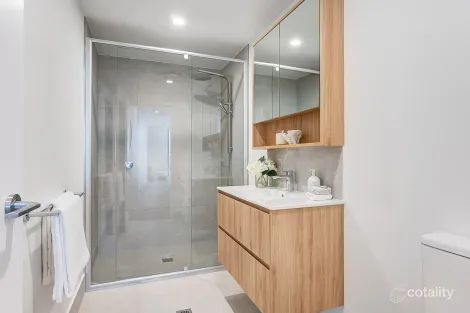 725/11 Waterside Rtt, Birtinya, QLD 4575