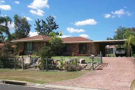 8 Bushland Dr, Regents Park, QLD 4118