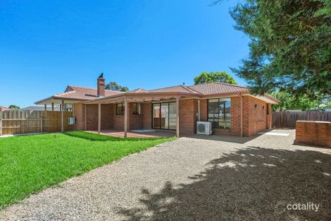 Property photo of 8 Duneed Way Delahey VIC 3037