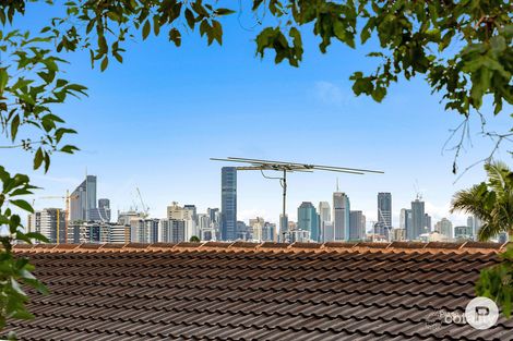 Property photo of 5/18 Raby Road Coorparoo QLD 4151