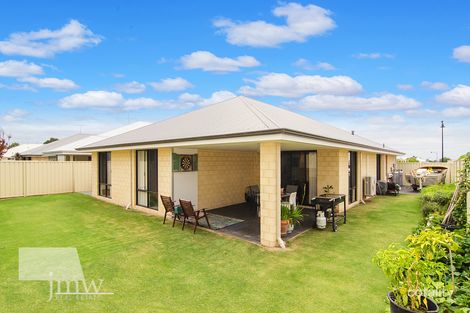 Property photo of 54 Indooroopilly Crescent Dunsborough WA 6281