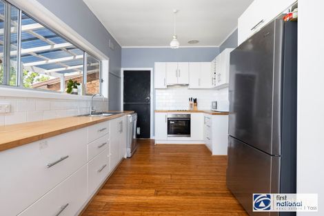 Property photo of 12 Amaroo Place Yass NSW 2582