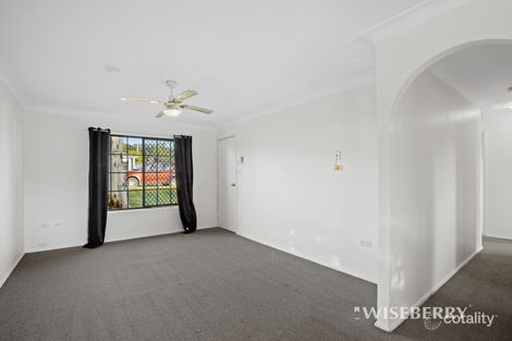 Property photo of 34 Campbell Parade Mannering Park NSW 2259