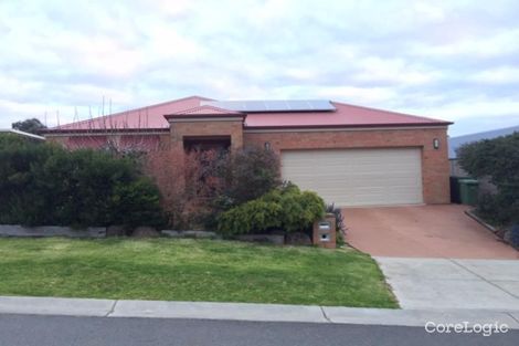 Property photo of 52 Watersprite Boulevard Sunbury VIC 3429