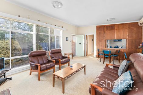 Property photo of 24 Wave Avenue Mount Waverley VIC 3149