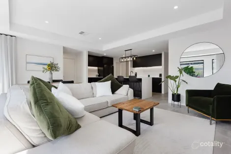 27a Bromley St, Embleton, WA 6062