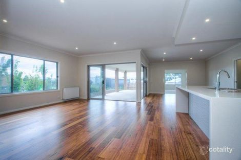 Property photo of 13 Charters Avenue Gisborne VIC 3437